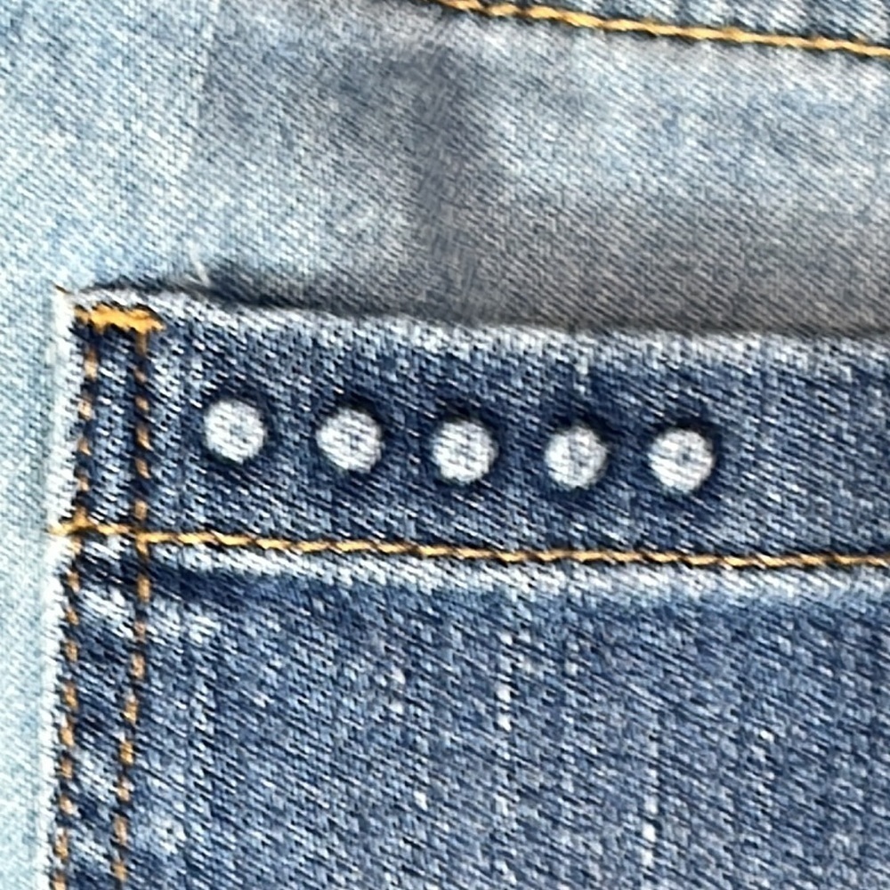 Blank NYC Andrea Frost Cuff Off Shorts Women's Size 25 Blue Patchwork Denim - Picture 9 of 14